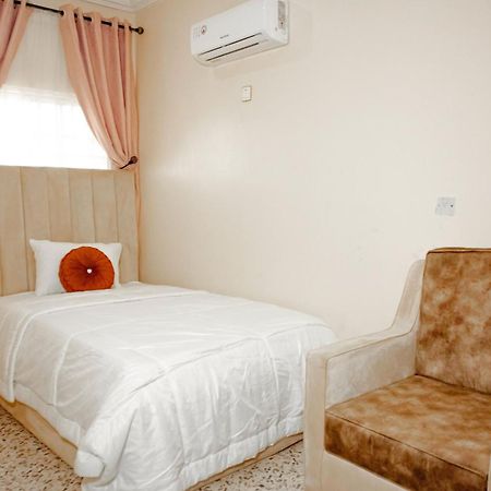Nexus Xpress Hotel Abuja Extérieur photo