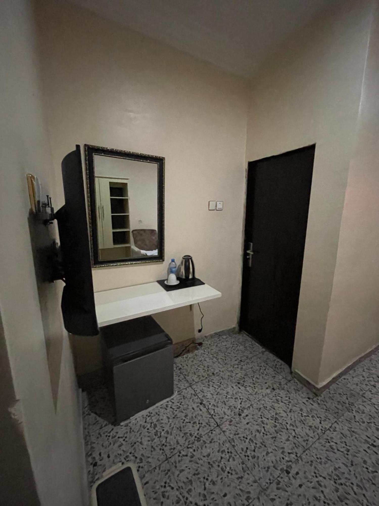 Nexus Xpress Hotel Abuja Extérieur photo