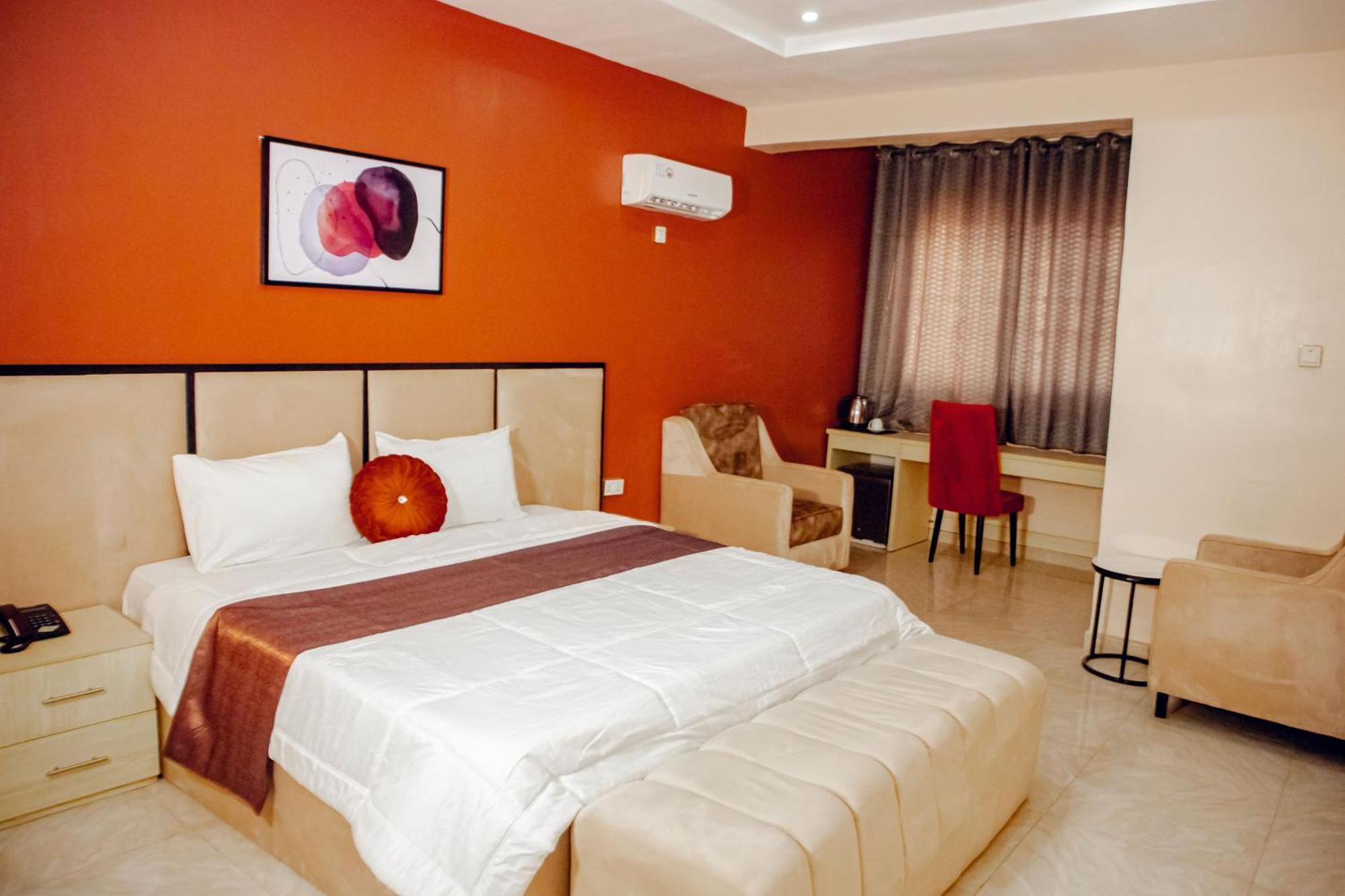 Nexus Xpress Hotel Abuja Extérieur photo